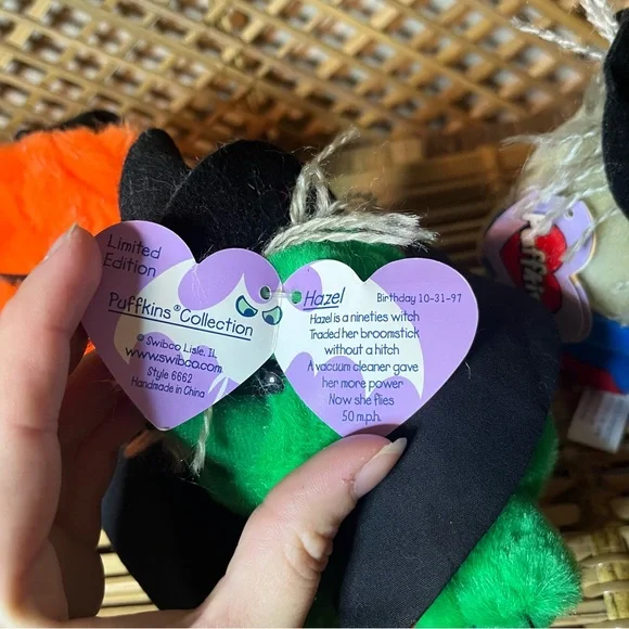 Swibco Puffkins Collection - Halloween theme plush stuffed animal bundle - Picture 9 of 10